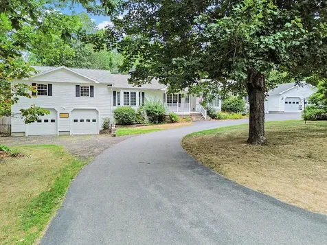 336 Main Street Winthrop ME 04364