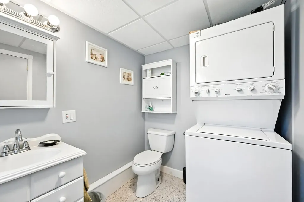418 East Shore Road Peru ME 04290