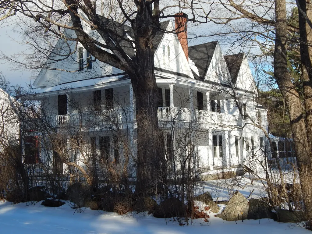 477 Paris Hill Road Paris ME 04281