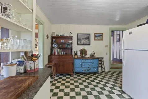 4 Hamlin Place York ME 03909