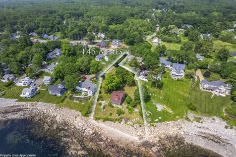 4 Hamlin Place York ME 03909