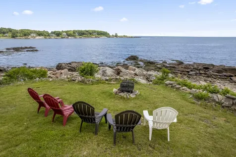 4 Hamlin Place York ME 03909