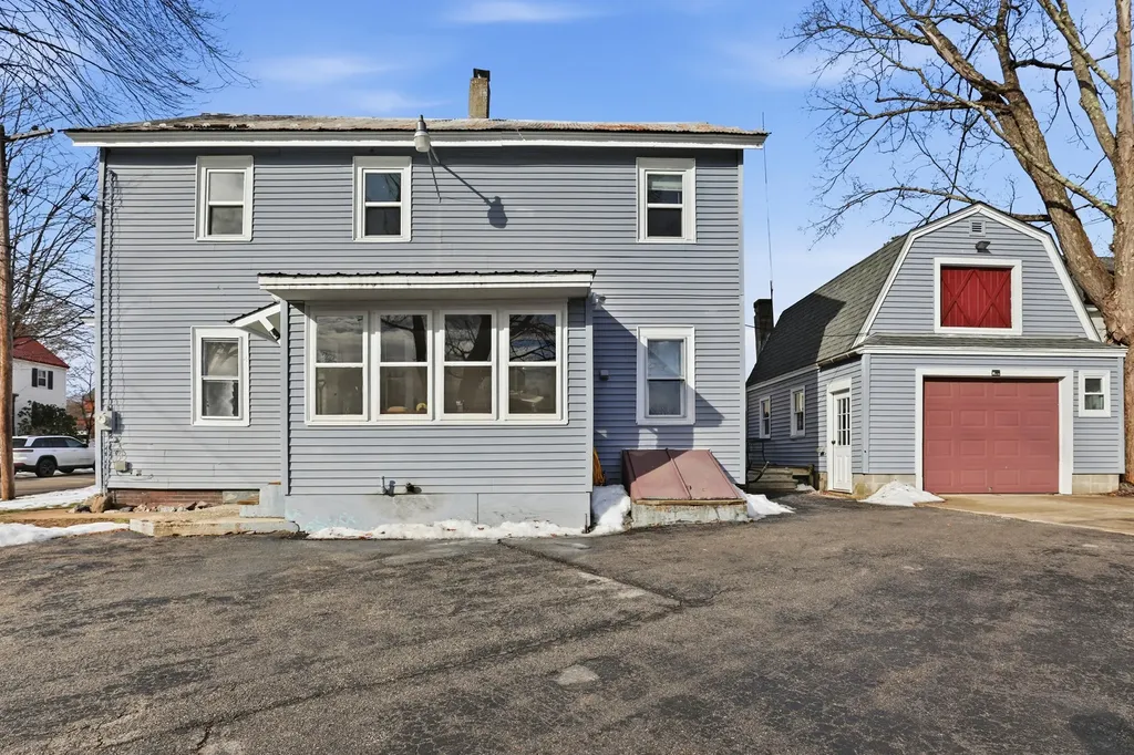 16 Bridge Street Berwick ME 03901