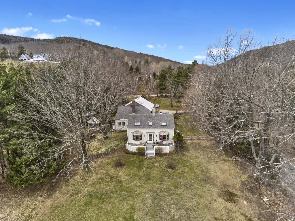 120 Barnestown Road Camden ME 04843