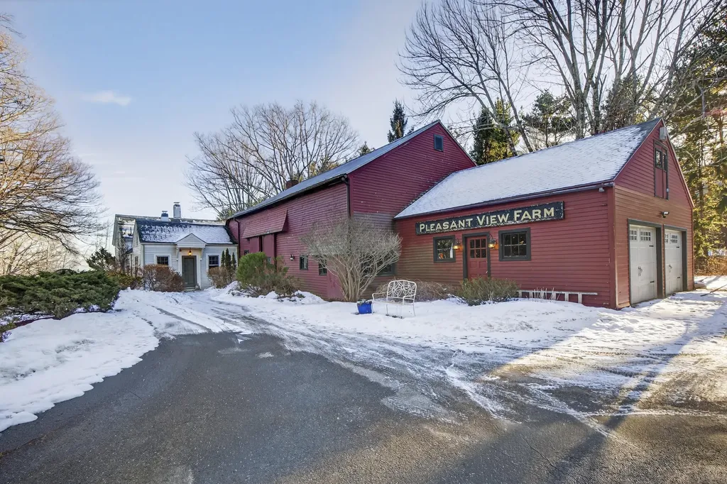 120 Barnestown Road Camden ME 04843