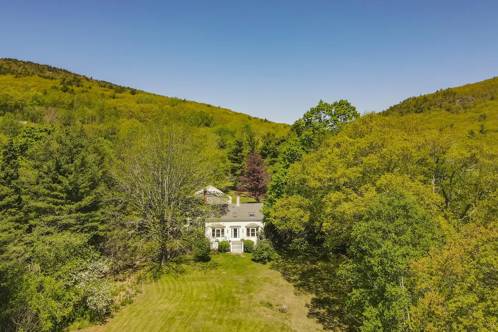 120 Barnestown Road Camden ME 04843