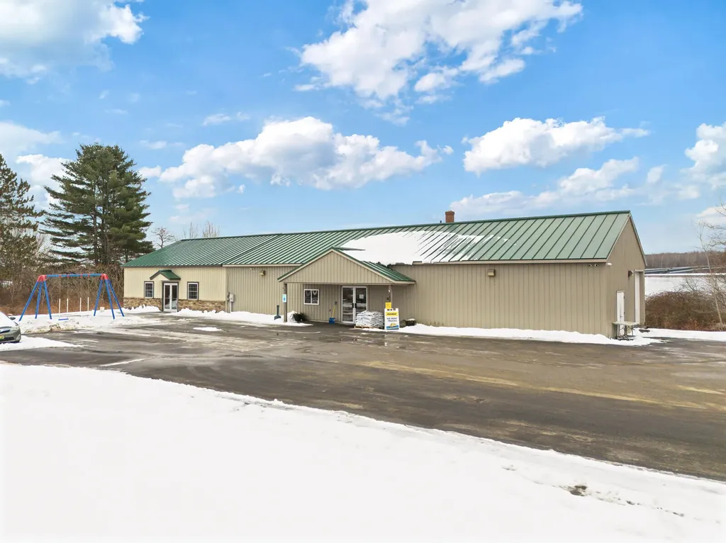 353 Skowhegan Road Fairfield ME 04927