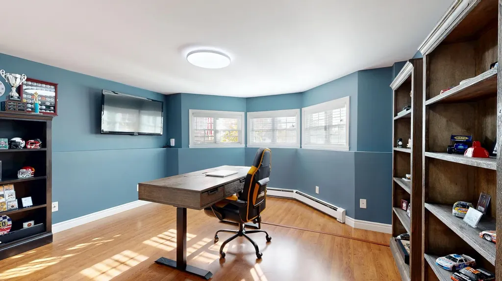 18 Larrabee Road Lewiston ME 04240