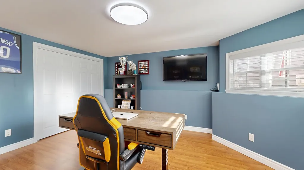 18 Larrabee Road Lewiston ME 04240