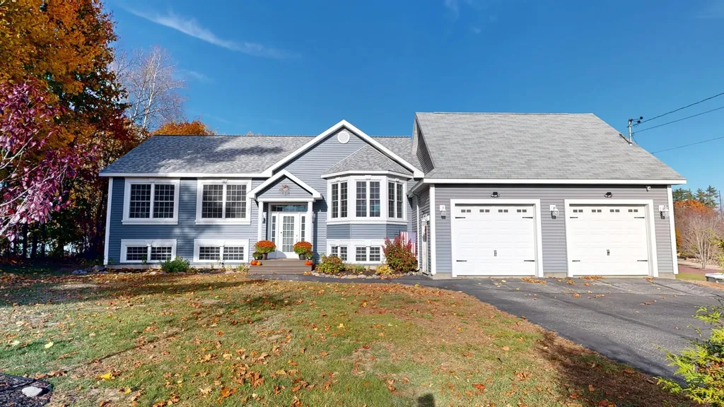 18 Larrabee Road Lewiston ME 04240