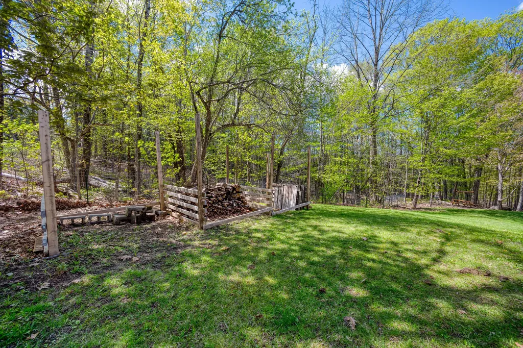 406 Pinnacle Road Canaan ME 04924