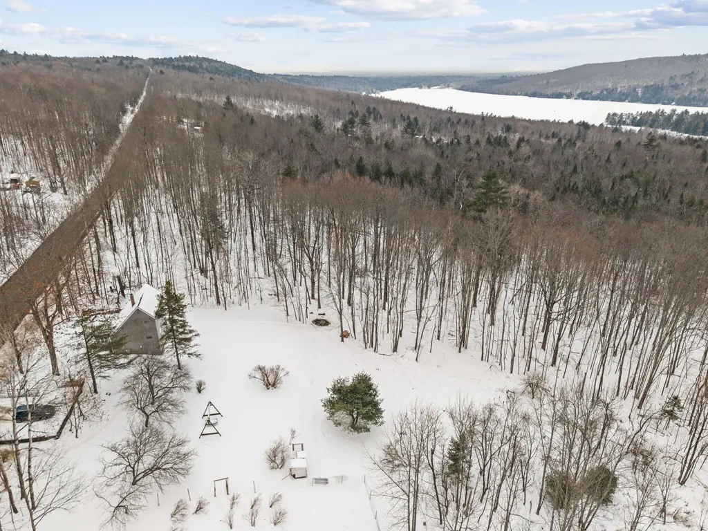 406 Pinnacle Road Canaan ME 04924