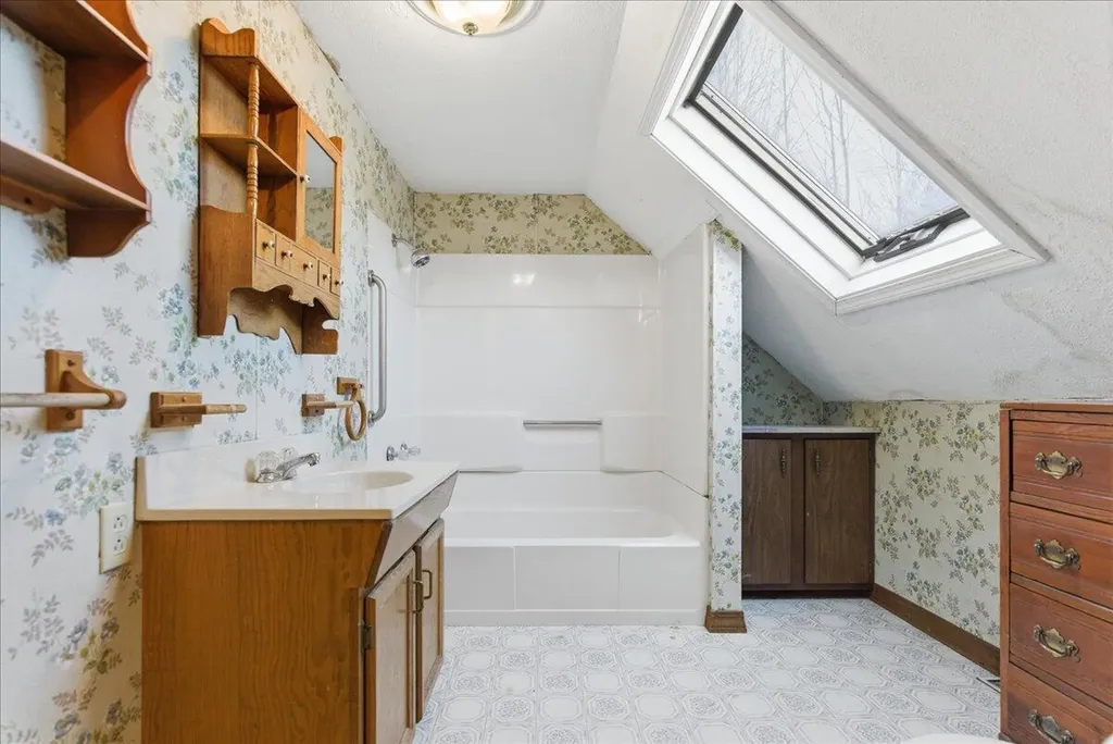 12 Key Hill Road Greene ME 04236
