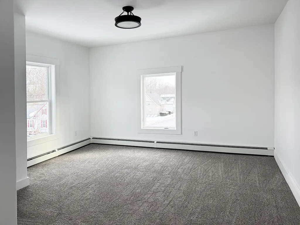 7 Magnolia Lane Gardiner ME 04345