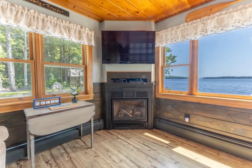 123 Estes Way Eastbrook ME 04634