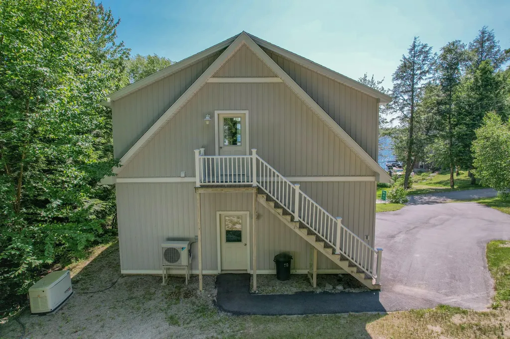 123 Estes Way Eastbrook ME 04634