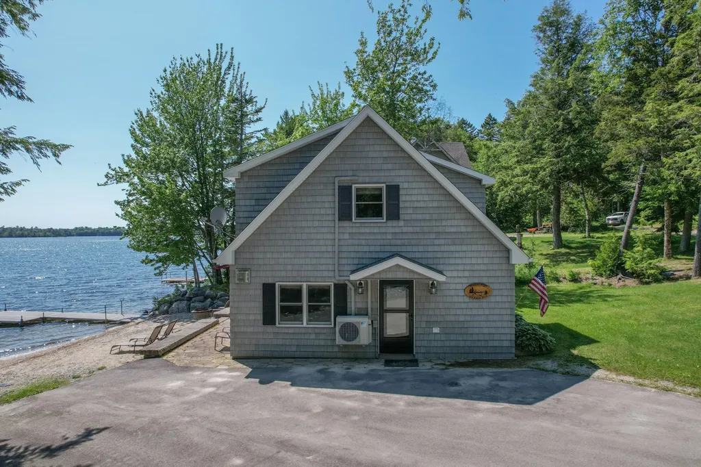 123 Estes Way Eastbrook ME 04634