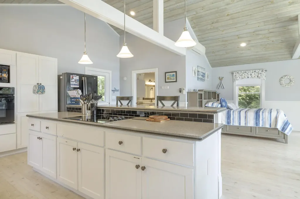 123 Estes Way Eastbrook ME 04634