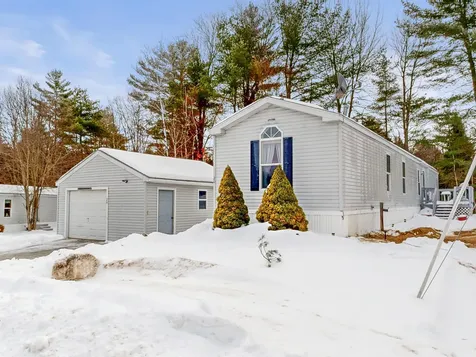 20 Forest Drive Poland ME 04274