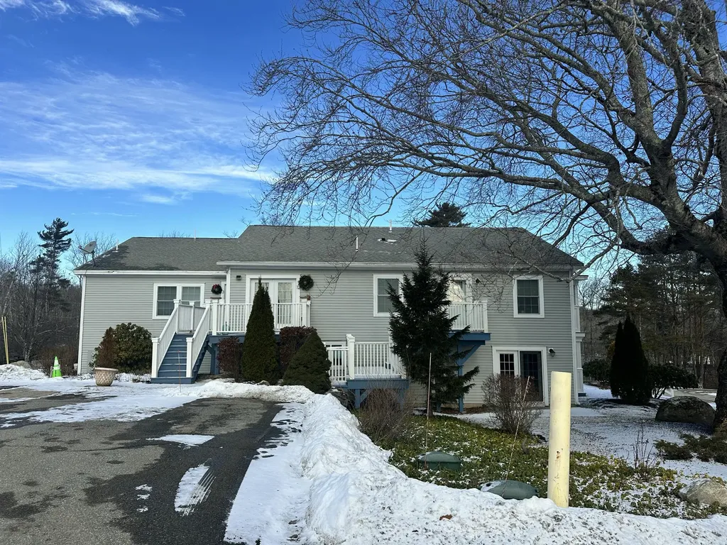 12 Hilltop Drive Rockport ME 04856