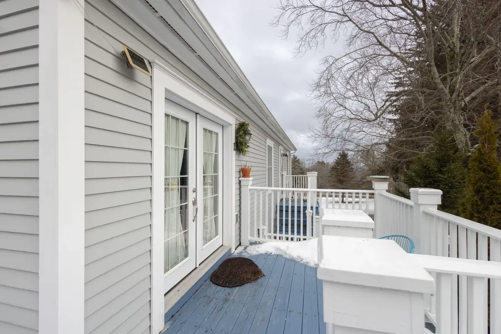 12 Hilltop Drive Rockport ME 04856
