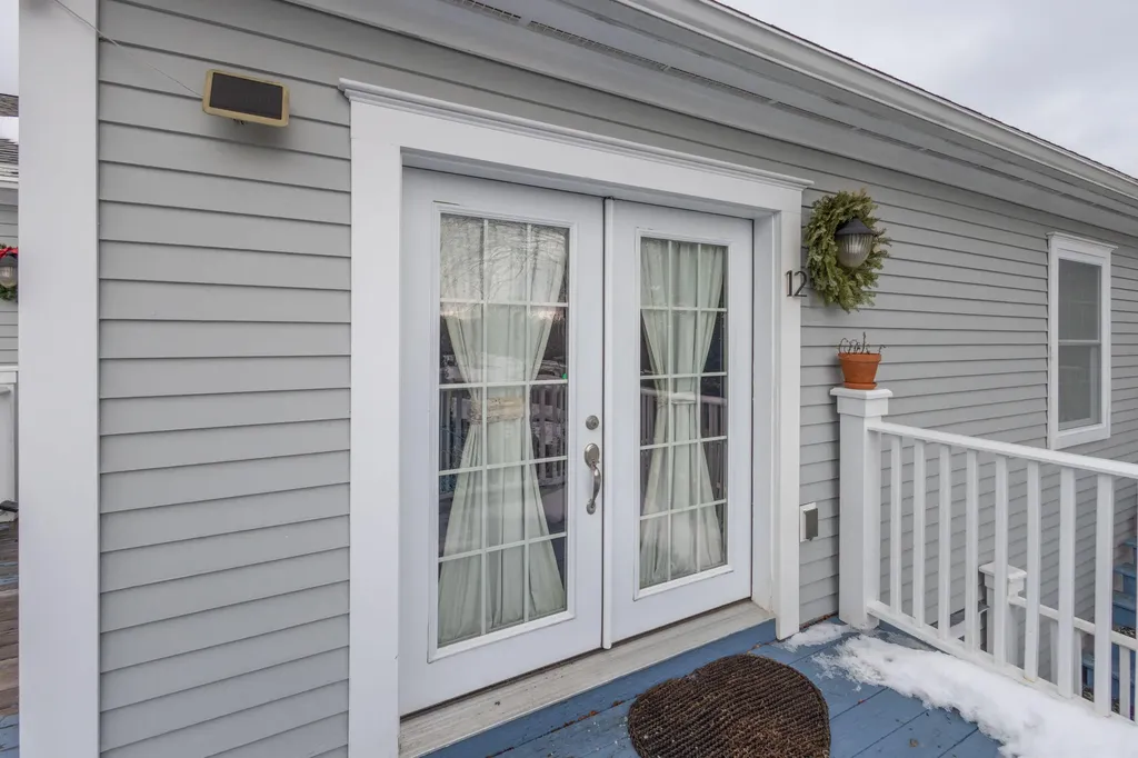 12 Hilltop Drive Rockport ME 04856