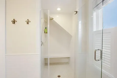25 Shore Road Ogunquit ME 03907