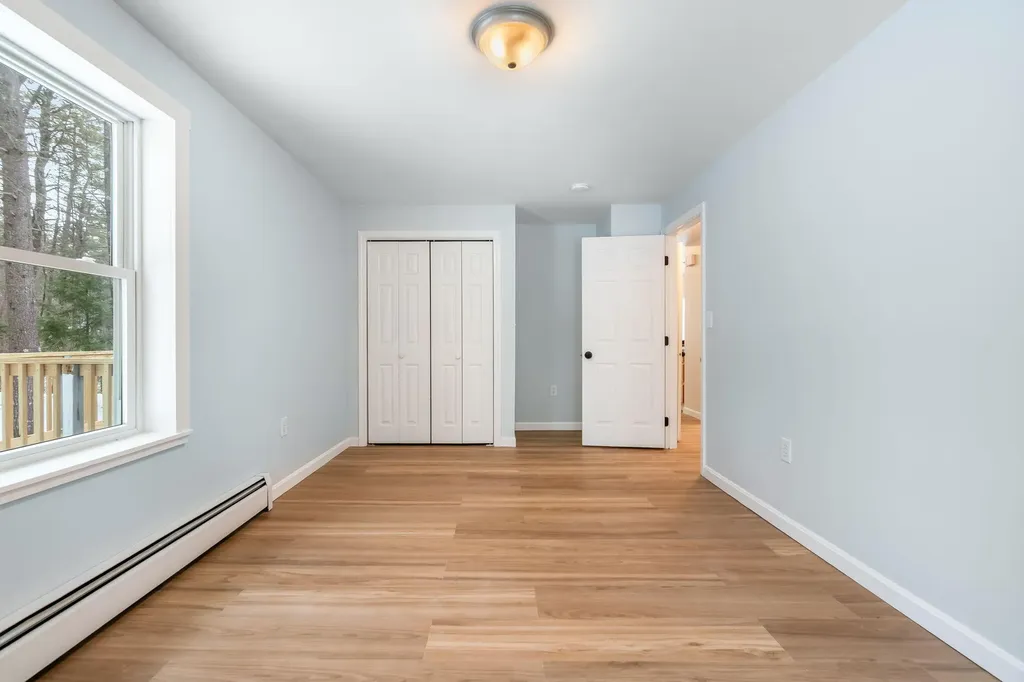 25 Spring Lake Drive Waterboro ME 04061