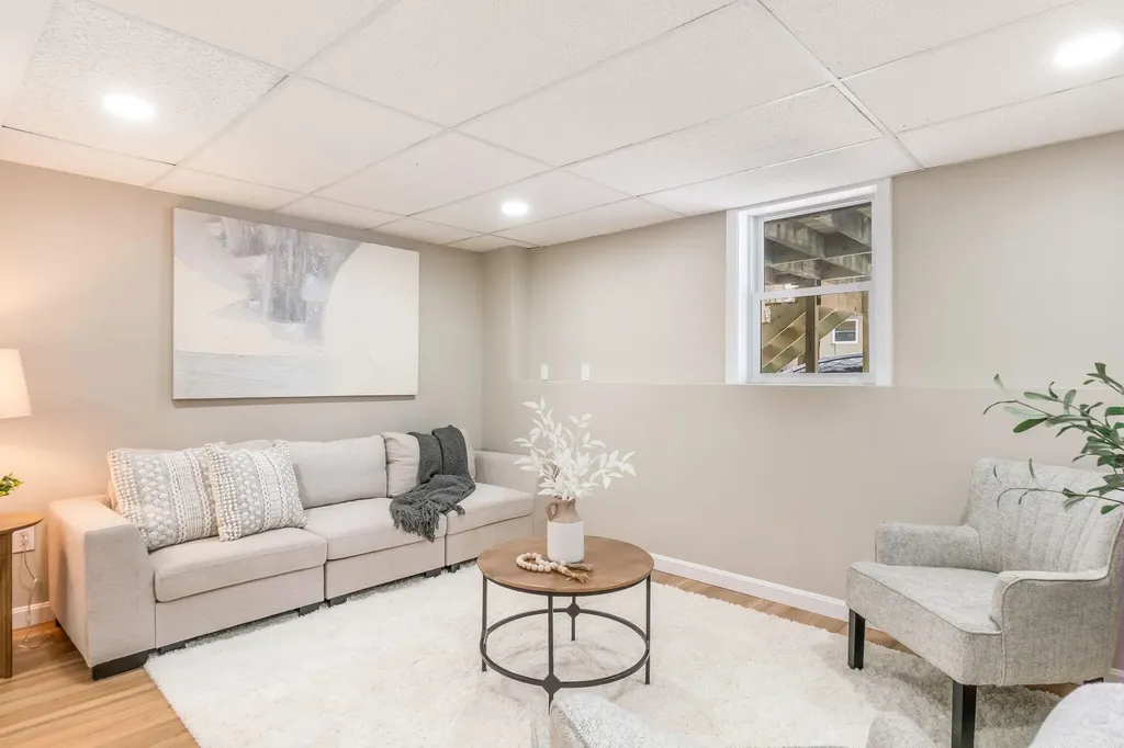 25 Spring Lake Drive Waterboro ME 04061