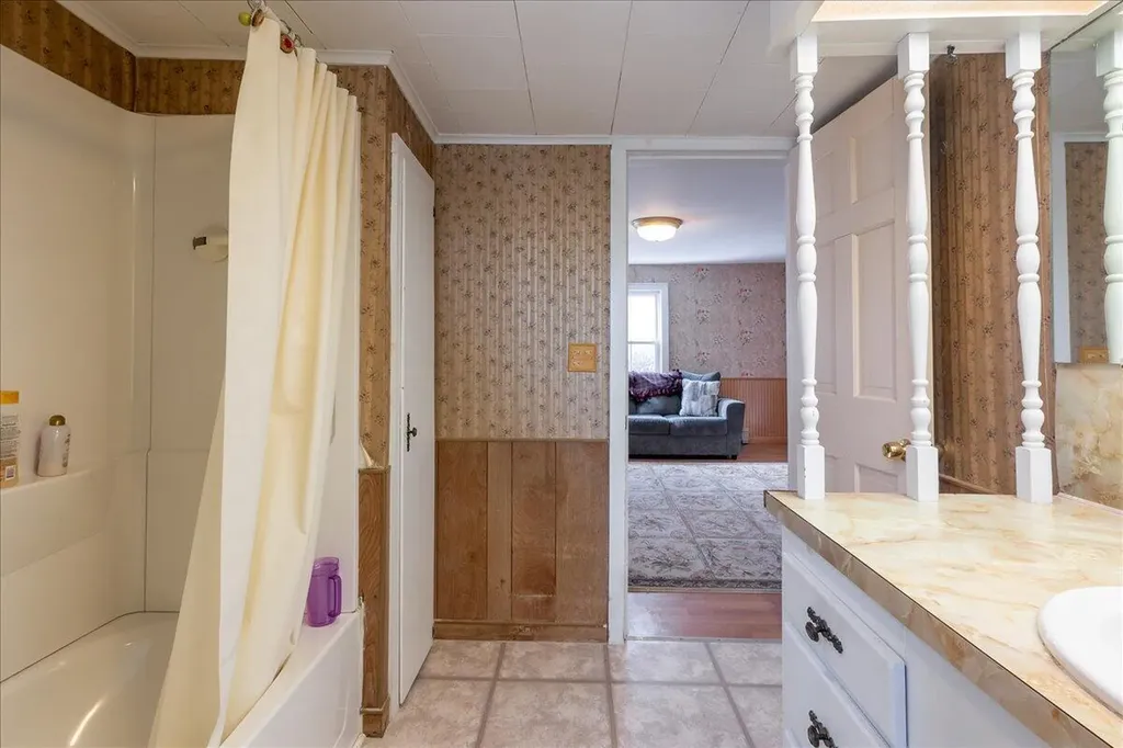 80 Holmes Street Rockland ME 04841