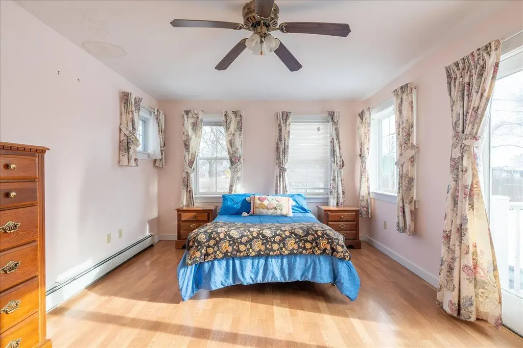 80 Holmes Street Rockland ME 04841