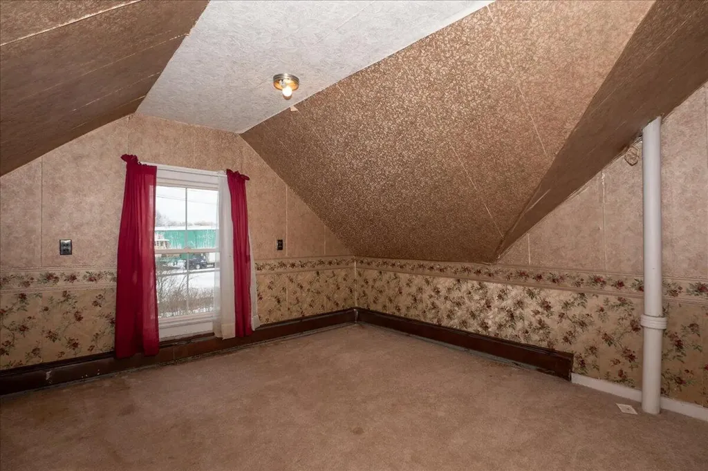 80 Holmes Street Rockland ME 04841