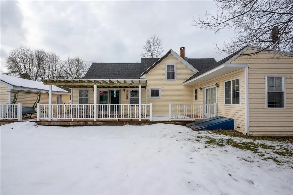 80 Holmes Street Rockland ME 04841