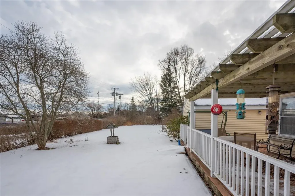 80 Holmes Street Rockland ME 04841