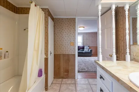 80 Holmes Street Rockland ME 04841