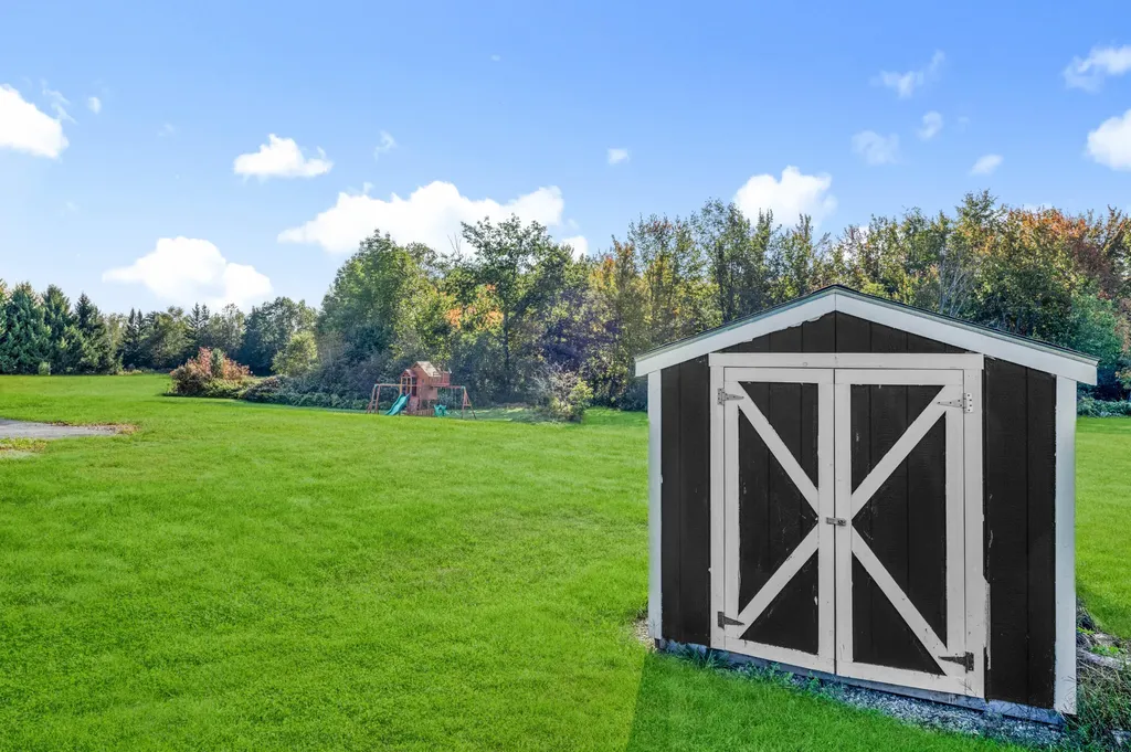 1197 Western Avenue Hampden ME 04444
