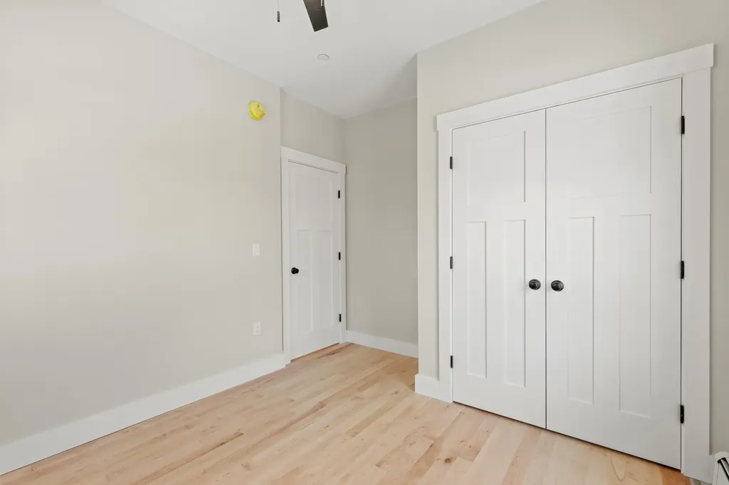 10 Evelyn's Way Hollis ME 04042