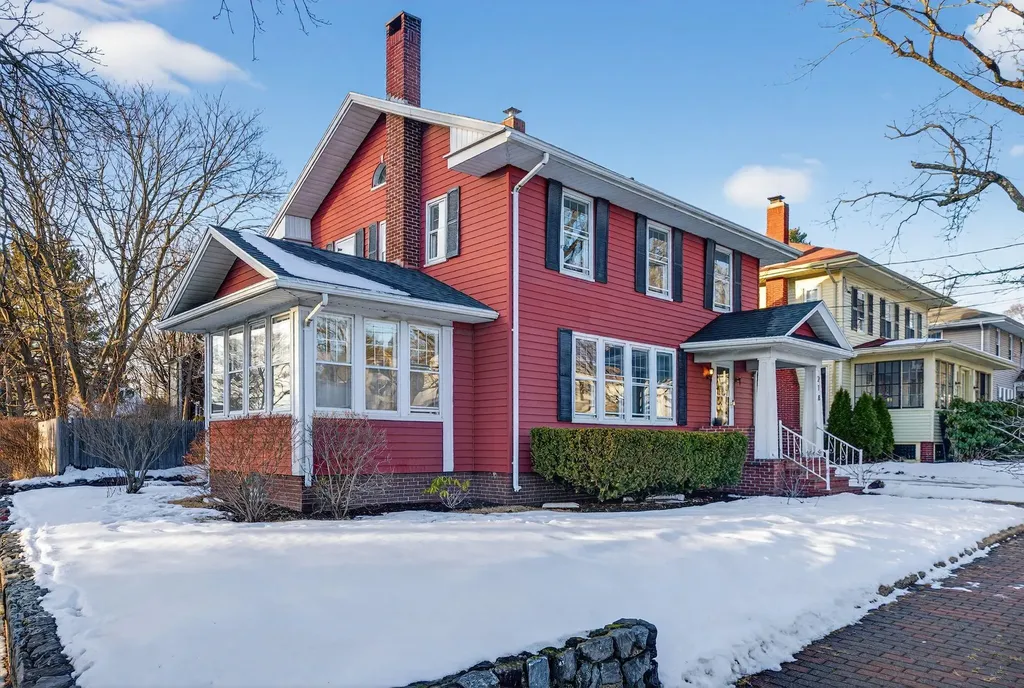218 Bradley Street Portland ME 04103
