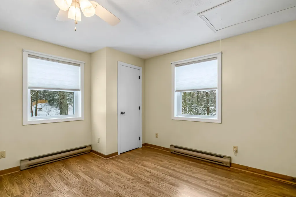 59 Crescent Drive Waterboro ME 04061