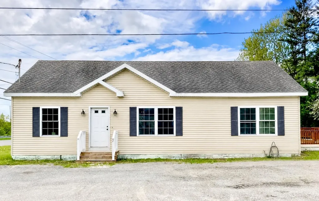 2 Higgins Road Presque Isle ME 04769