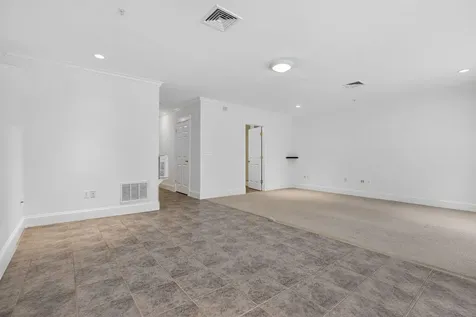 60 Ridge Road Portland ME 04103