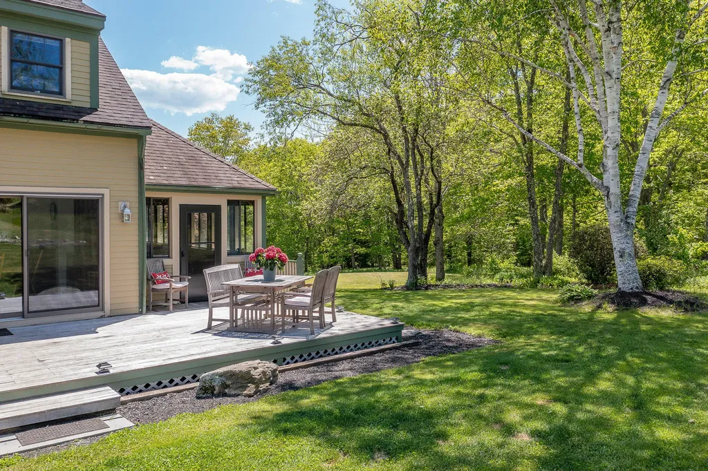 453 Union Road Appleton ME 04862