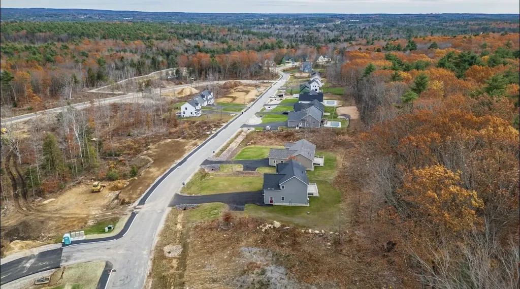 29 Woodbrey Lane Standish ME 04084
