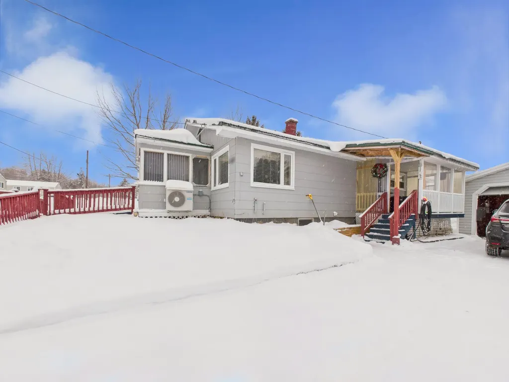 160 Fulton Street Van Buren ME 04785