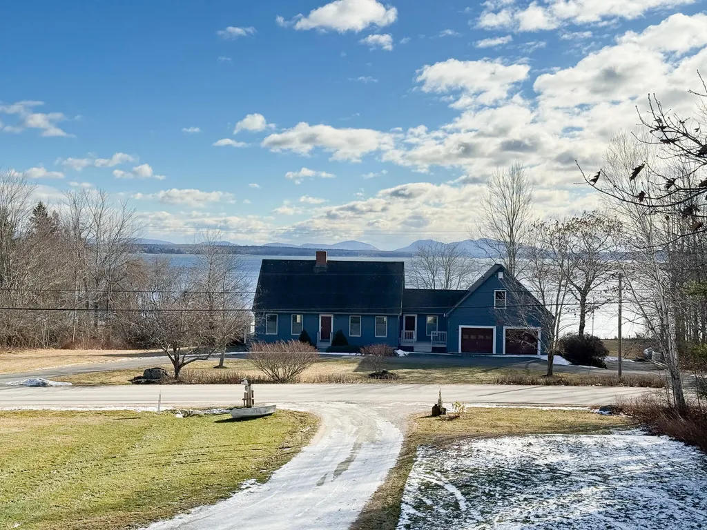 967 Newbury Neck Road Surry ME 04684