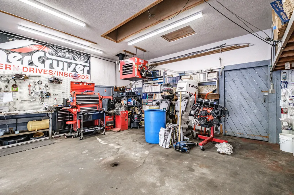 819 Naples Road Harrison ME 04040
