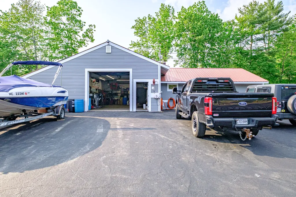 819 Naples Road Harrison ME 04040