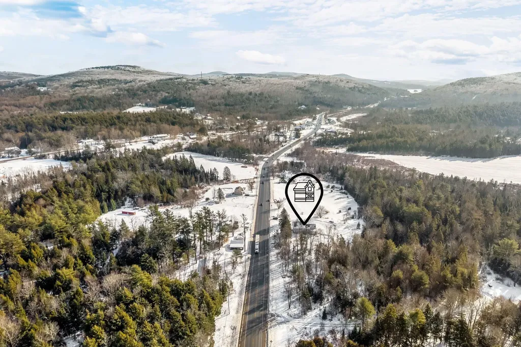 925 Main Road Holden ME 04429