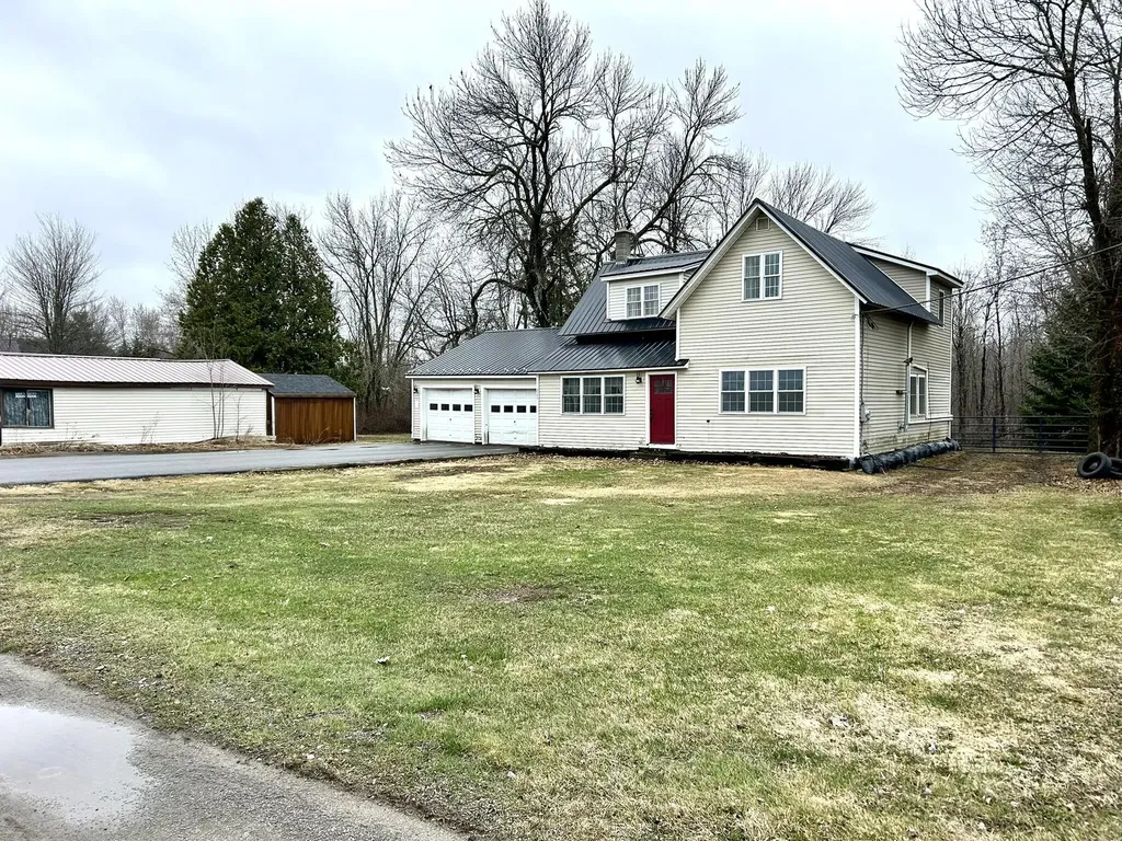 205 Elm Street Newport ME 04953