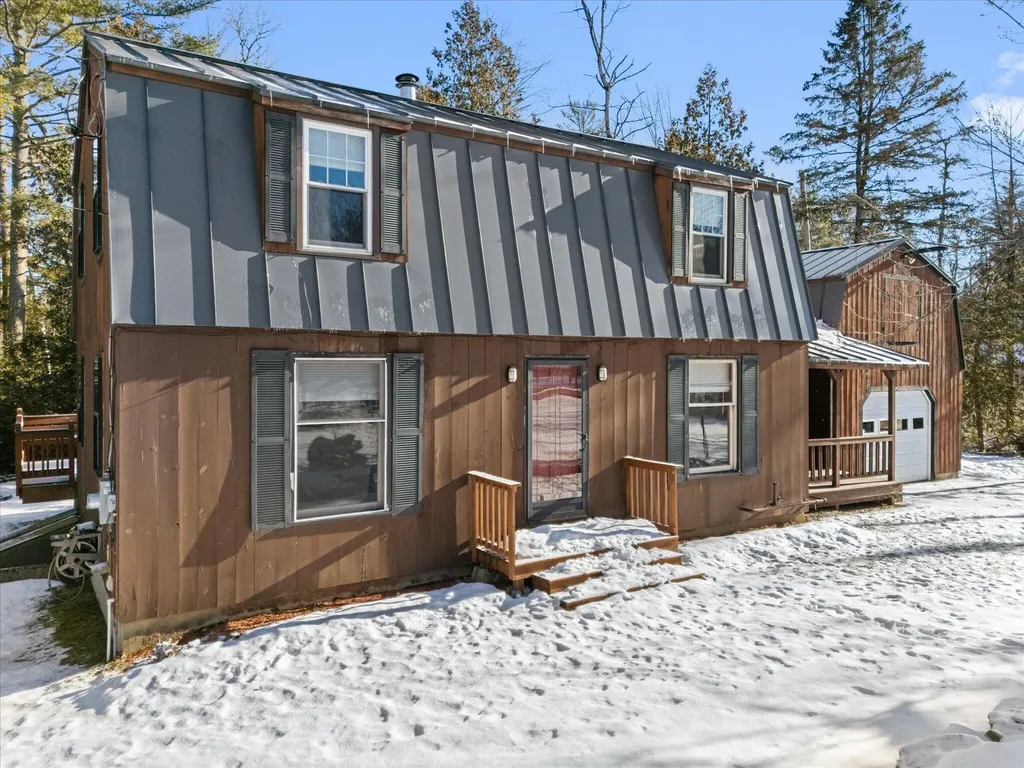 142 Ichabod Lane Hampden ME 04444